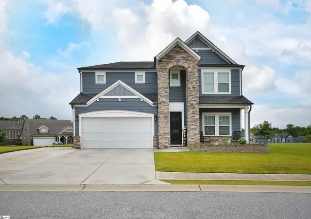 Photo 1 of Single family home for sale at 201 Terrapin Cross Wy, Simpsonville, SC 29680 | MLS# 1600906 | Listing updated on 2026-08-29