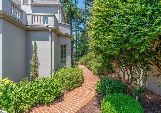Photo 4 of Townhouse for sale at 226 Castellan Dr, Greer, SC 29650 | MLS# 1597335 | Listing updated on 2026-09-09