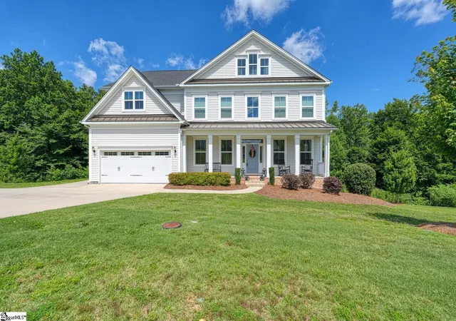 Photo 1 of Single family home for sale at 160 Scotts Bluff Dr, Simpsonville, SC 29681 | MLS# 1597942 | Listing updated on 2026-08-27