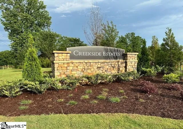 Photo 2 of Single family home for sale at 207 Gumwood Cir, Gaffney, SC 29341 | MLS# 1598185 | Listing updated on 2026-08-10