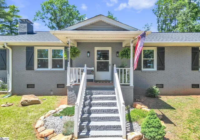 3rd image of 425 Hannon Rd, Inman, SC 29349 | MLS# 1591912