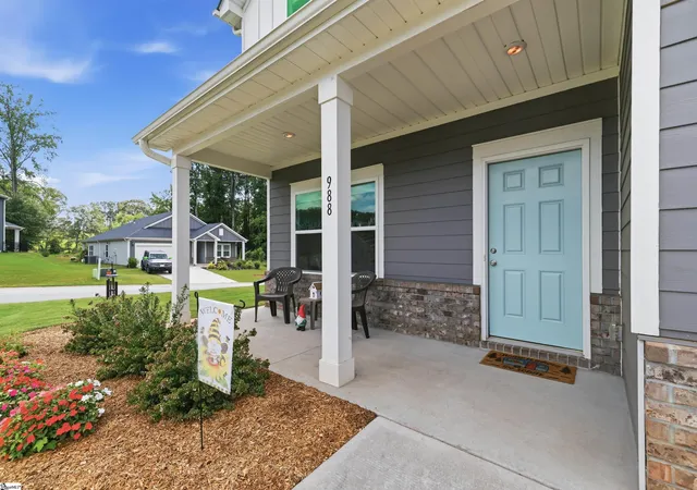 Photo 3 of Single family home for sale at 988 Burghley Cir, Greer, SC 29651 | MLS# 1599996 | Listing updated on 2026-09-18