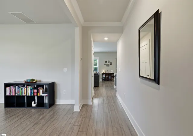 Photo 4 of Single family home for sale at 988 Burghley Cir, Greer, SC 29651 | MLS# 1599996 | Listing updated on 2026-10-07
