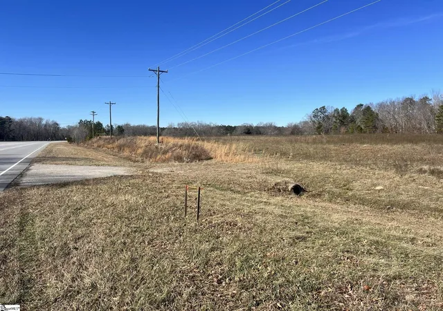 Homes for sale in Pelzer, SC | 9901 Augusta Rd, Pelzer, SC 29669 | MLS# 1580084