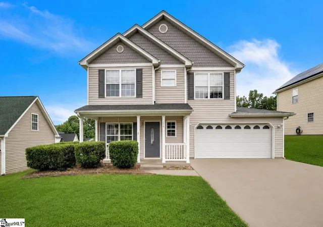 Photo 1 of Single family home for sale at 100 Maximus Dr, Greer, SC 29651 | MLS# 1601848 | Listing updated on 2026-09-10