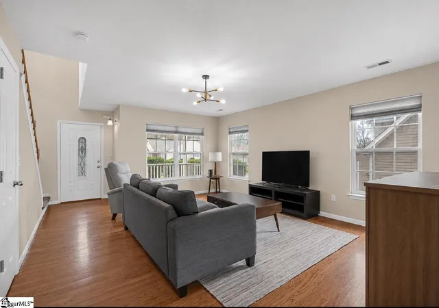 Photo 2 of Single family home for sale at 100 Maximus Dr, Greer, SC 29651 | MLS# 1601848 | Listing updated on 2026-09-10