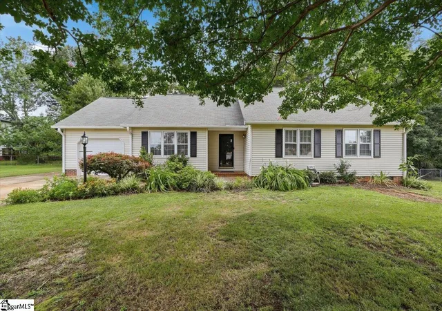 Photo 1 of Single family home for sale at 103 Devenhill Ct, Greer, SC 29650 | MLS# 1599114 | Listing updated on 2026-09-17