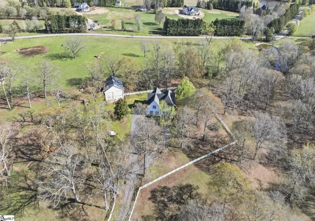 Photo 3 of Single family home for sale at 390 Blakely Ave, Piedmont, SC 29673 | MLS# 1589801 | Listing updated on 2026-08-27