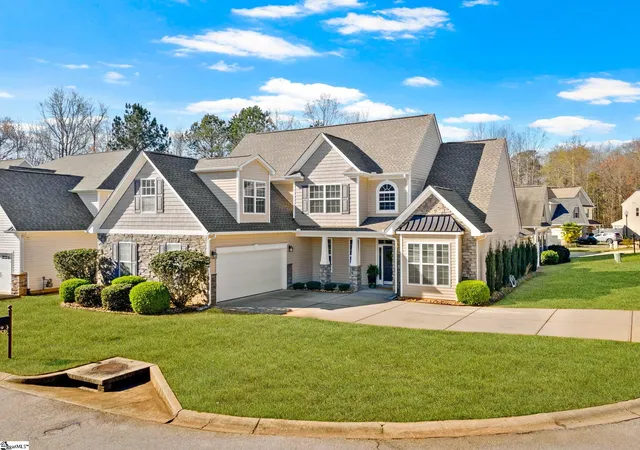 Photo 1 of Single family home for sale at 119 Birch Hill Wy, Simpsonville, SC 29681 | MLS# 1600266 | Listing updated on 2026-08-08