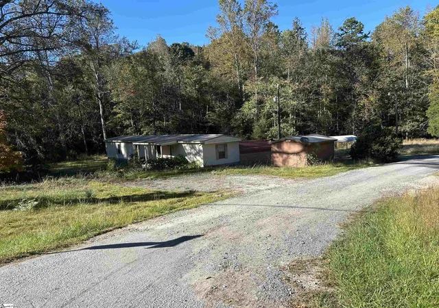 Photo 2 of Manufactured home for sale at 994 Chestnut Ridge Rd, Gaffney, SC 29340 | MLS# 1579814 | Listing updated on 2026-06-11
