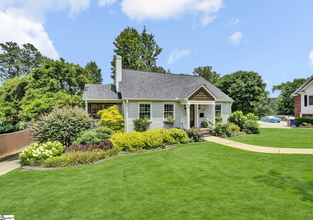 2nd image of 420 Longview Ter, Greenville, SC 29605 | MLS# 1596731