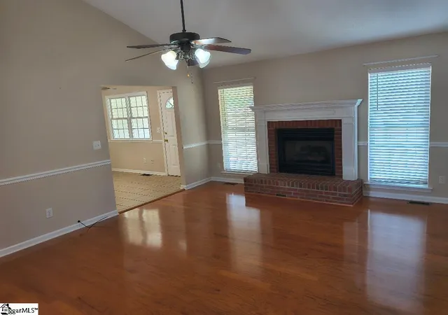 Homes for sale in Taylors, SC | 124 Brooke Lee Circle Circle, Taylors, SC 29687 | MLS# 1592032