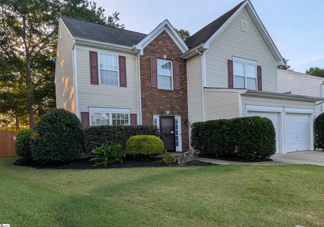 Photo 2 of Single family home for sale at 807 Terrace Creek Dr, Duncan, SC 29334 | MLS# 1598097 | Listing updated on 2026-08-23