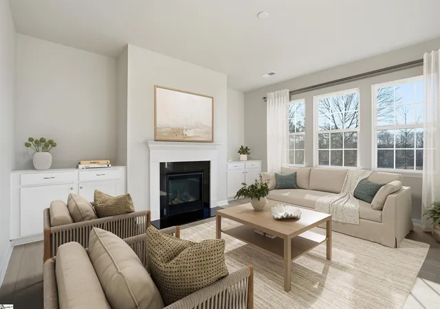 Photo 3 of Single family home for sale at 738 N Iron Hill St, Boiling Springs, SC 29316 | MLS# 1599587 | Listing updated on 2026-08-06