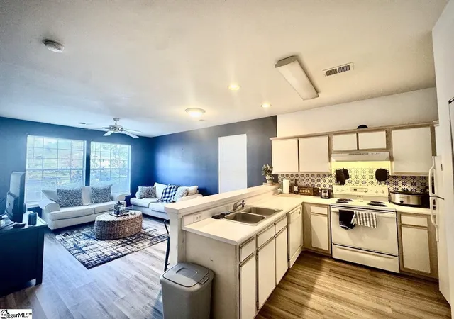 Photo 3 of Condo for sale at 1290 River Oaks Dr, Myrtle Beach, SC 29579 | MLS# 1601083 | Listing updated on 2026-09-23
