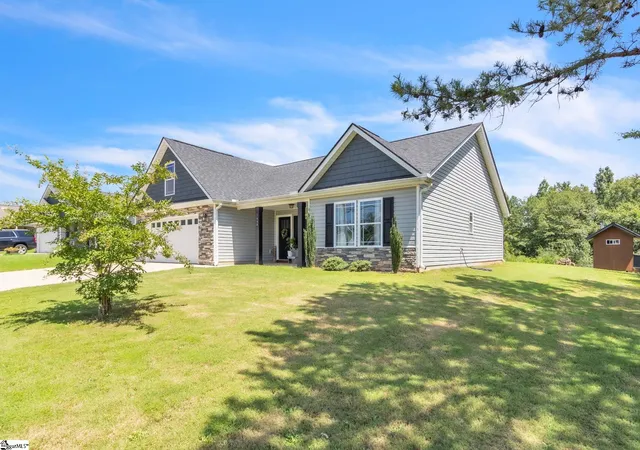 Photo 3 of Single family home for sale at 1664 Hannon Rd, Inman, SC 29349 | MLS# 1601315 | Listing updated on 2026-08-23
