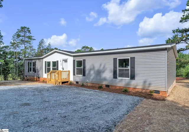 Homes for sale in Starr, SC | 1120 Evergreen Church Rd, Starr, SC 29684 | MLS# 1596056