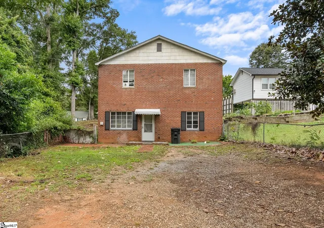 Photo 2 of Multi family home for sale at 7 Edgewood Dr, Ware Shoals, SC 29692 | MLS# 1598146 | Listing updated on 2026-07-18