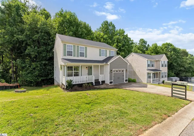 Homes for sale in Duncan, SC | 519 Duncan Station Dr, Duncan, SC 29334 | MLS# 1596055