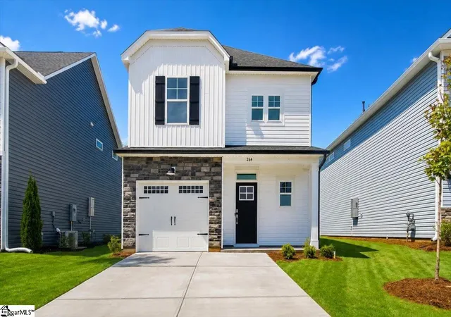 Photo 1 of Single family home for sale at 264 Brown Cir #Lot 2, Easley, SC 29642 | MLS# 1595568 | Listing updated on 2026-08-14