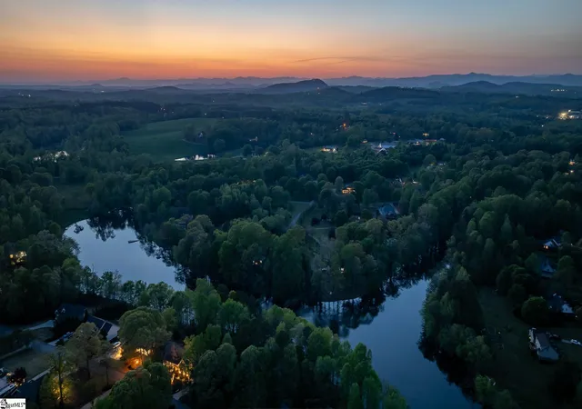 49th image of 127 Warren Dr, Easley, SC 29640 | MLS# 1596013