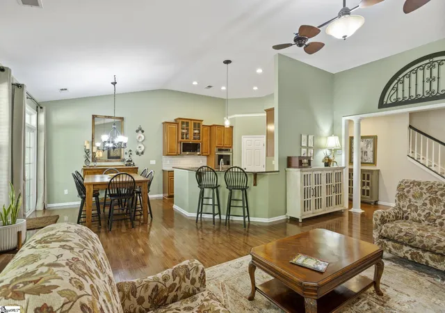 Photo 3 of Single family home for sale at 122 Armistead Ln, Easley, SC 29642 | MLS# 1591905 | Listing updated on 2026-08-28