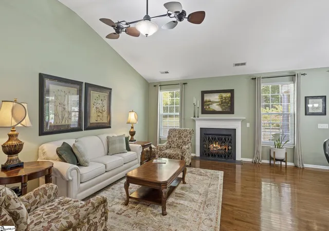 Photo 4 of Single family home for sale at 122 Armistead Ln, Easley, SC 29642 | MLS# 1591905 | Listing updated on 2026-08-28