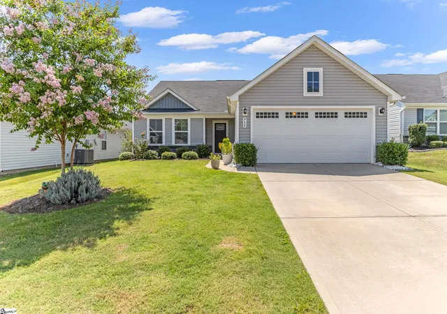 Photo 1 of Single family home for sale at 930 Riverland Woods Trl, Boiling Springs, SC 29316 | MLS# 1602503 | Listing updated on 2026-08-31