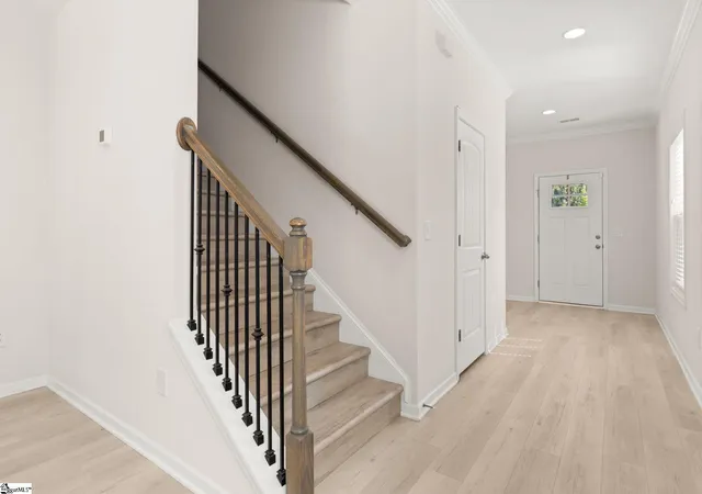 Photo 3 of Single family home for sale at 160 Highland Park Ct, Easley, SC 29642 | MLS# 1602157 | Listing updated on 2026-08-27