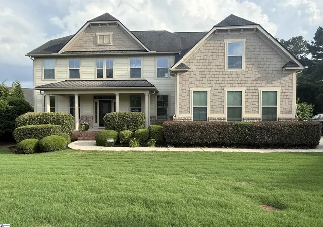 Photo 1 of Single family home for sale at 7 Beneventum Ct, Simpsonville, SC 29681 | MLS# 1593022 | Listing updated on 2026-08-20