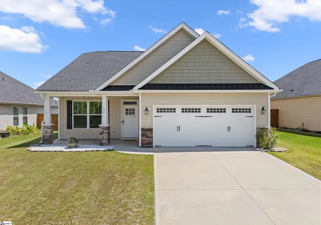 Photo 1 of Single family home for sale at 44 Tannery Dr, Greer, SC 29651 | MLS# 1598372 | Listing updated on 2026-08-19