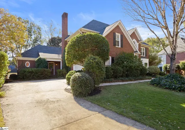 Photo 2 of Single family home for sale at 114 Gilderview Dr, Simpsonville, SC 29681 | MLS# 1573993 | Listing updated on 2026-01-30