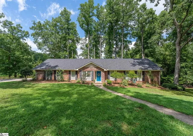 Photo 1 of Single family home for sale at 116 Muirwood Dr, Mauldin, SC 29662 | MLS# 1600111 | Listing updated on 2026-09-08