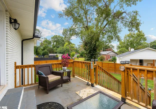 Homes for sale in Greenville, SC | 204 Greenacre Rd, Greenville, SC 29607 | MLS# 1596002