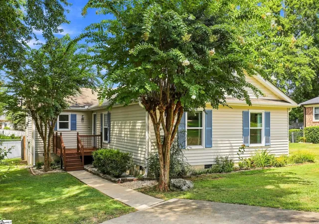 Photo 1 of Single family home for sale at 110 Tollgate Ct, Simpsonville, SC 29681 | MLS# 1602293 | Listing updated on 2026-08-28