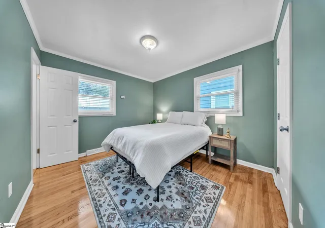 Photo 3 of Sale Pending at 119 W Montclair Ave, Greenville, SC 29609 | MLS# 1600140 | Listing updated on 2026-09-29