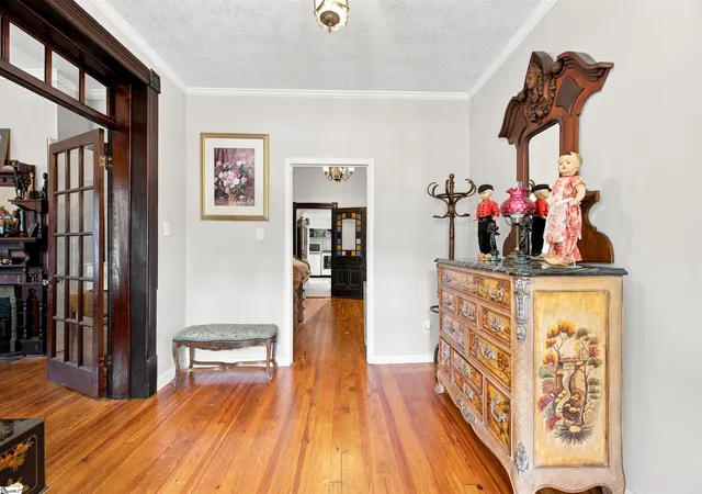 Photo 3 of Single family home for sale at 201 Wardlaw St, Abbeville, SC 29620 | MLS# 1602369 | Listing updated on 2026-09-29