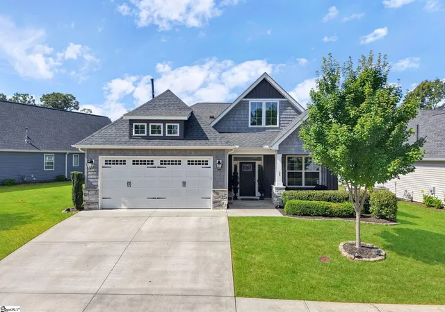 Photo 1 of Single family home for sale at 25 Golden Apple Trl, Mauldin, SC 29662 | MLS# 1601684 | Listing updated on 2026-08-22