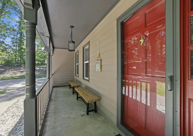 Homes for sale in Pelzer, SC | 127 Robinwood Ln, Pelzer, SC 29669 | MLS# 1594523