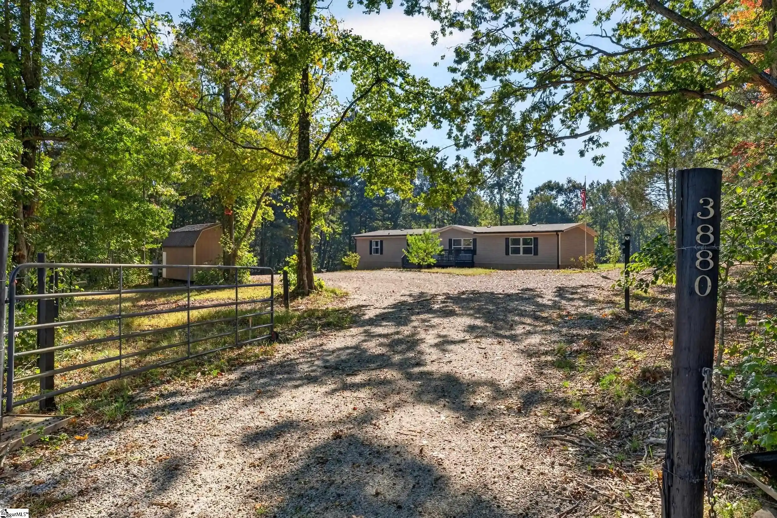 Manufactured home for sale at 3880 Pennington Rd, Greer, SC 29651 | MLS# 1607233