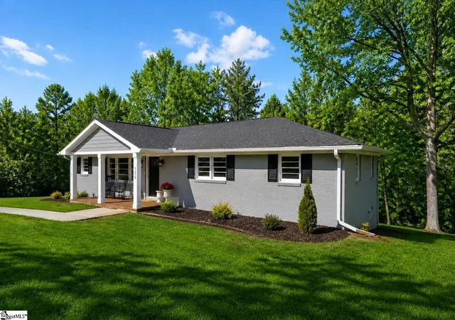 Photo 1 of Single family home for sale at 115 Pinetree Ln, Easley, SC 29640 | MLS# 1599210 | Listing updated on 2026-07-31