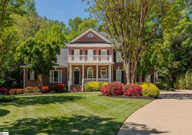 Photo 1 of Single family home for sale at 6 Bentford Ct, Simpsonville, SC 29681 | MLS# 1588503 | Listing updated on 2026-09-10