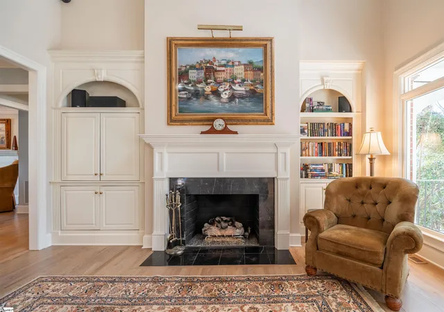 Photo 4 of Single family home for sale at 6 Bentford Ct, Simpsonville, SC 29681 | MLS# 1588503 | Listing updated on 2026-09-10