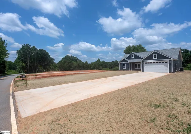 4th image of 502 Hellams Rd, Gray Court, SC 29645 | MLS# 1593559