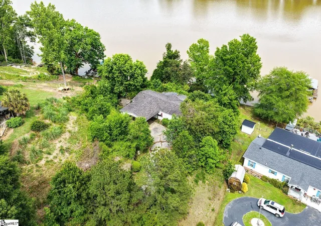 Photo 2 of Manufactured home for sale at 452 Harbor Crest Dr, Waterloo, SC 29384 | MLS# 1594136 | Listing updated on 2026-10-05