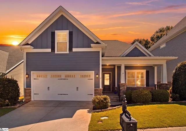 Photo 1 of Single family home for sale at 7 Wiscasset Way, Greenville, SC 29615 | MLS# 1602446 | Listing updated on 2026-09-02