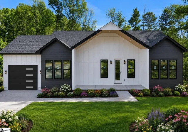 Photo 1 of Single family home for sale at 7 Lee Haven Ct, Greenville, SC 29611 | MLS# 1595565 | Listing updated on 2026-09-01