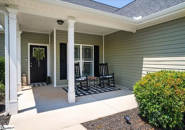 Photo 3 of Single family home for sale at 1405 Dunn Rd, Anderson, SC 29625 | MLS# 1601803 | Listing updated on 2026-09-21