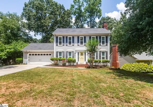 Homes for sale in Greer, SC | 10 Woodway Dr, Greer, SC 29651 | MLS# 1596937
