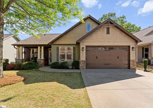 1st image of 3 Dolerite Dr, Taylors, SC 29687 | MLS# 1586978